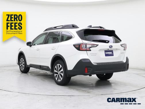 White 2022 Subaru Outback Premium