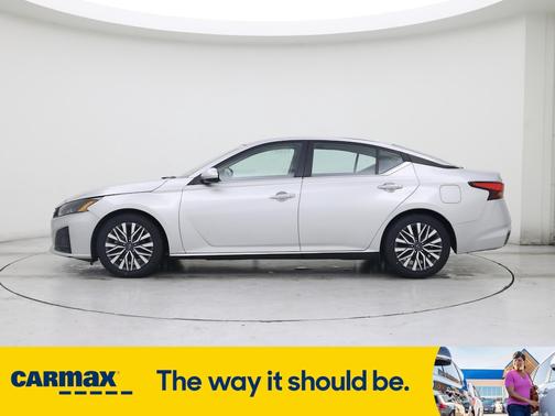 2023 Nissan Altima SV