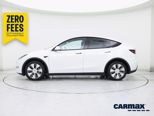 White 2023 Tesla Model Y