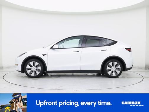 White 2023 Tesla Model Y