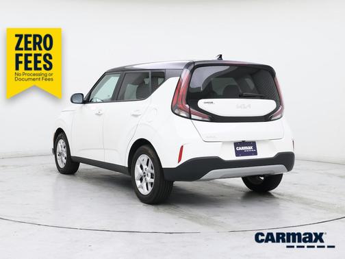 White 2023 Kia Soul S