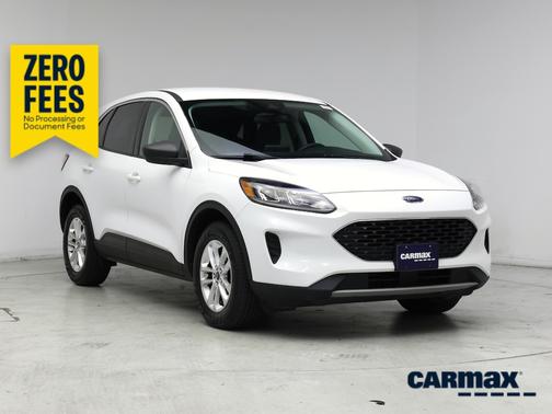 White 2022 Ford Escape SE