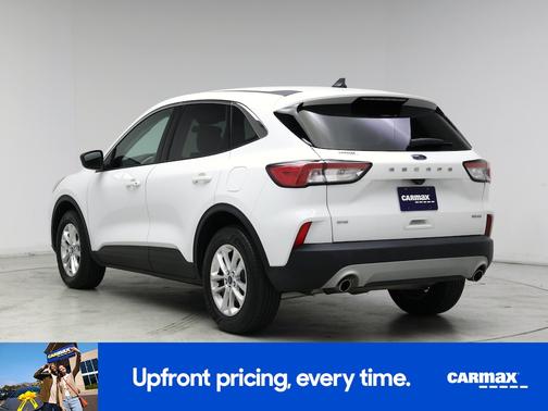 White 2022 Ford Escape SE