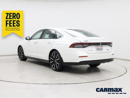 White 2023 Honda Accord Hybrid Touring