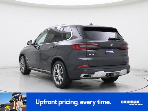 Gray 2021 BMW X5 xDrive40i