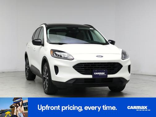 White 2022 Ford Escape SE