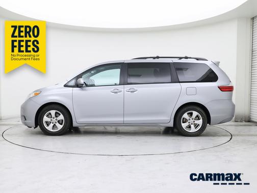 Silver 2016 Toyota Sienna LE