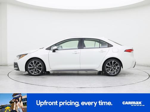 White 2021 Toyota Corolla SE