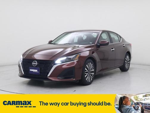 2023 Nissan Altima SV