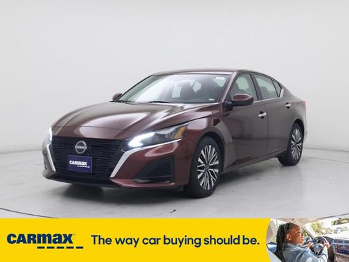2023 Nissan Altima SV