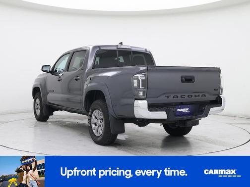 Gray 2017 Toyota Tacoma SR5
