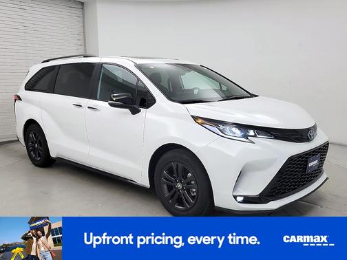 2025 Toyota Sienna XSE
