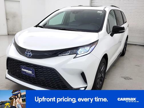 2025 Toyota Sienna XSE