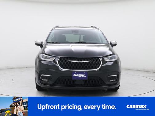 Black 2023 Chrysler Pacifica Limited