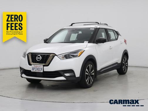 White 2020 Nissan Kicks SR