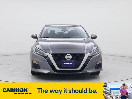 2022 Nissan Altima SV