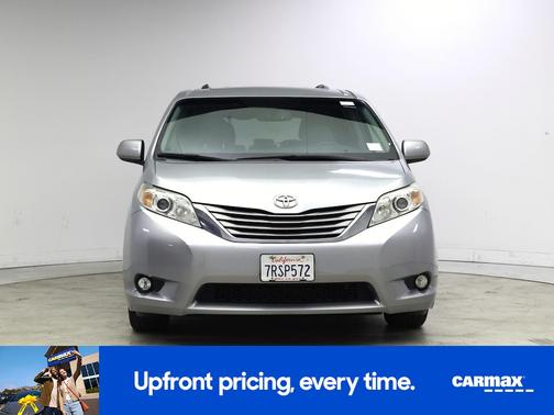 Silver 2016 Toyota Sienna XLE