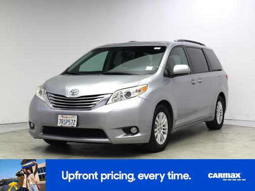 Silver 2016 Toyota Sienna XLE