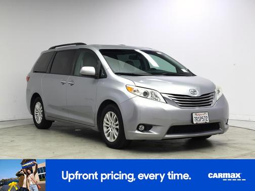 Silver 2016 Toyota Sienna XLE