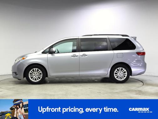 Silver 2016 Toyota Sienna XLE