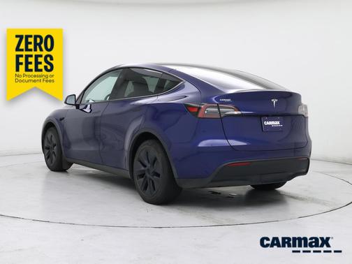 Blue 2024 Tesla Model Y Long Range