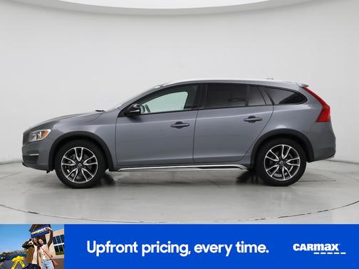 2016 Volvo V60 Cross Country T5