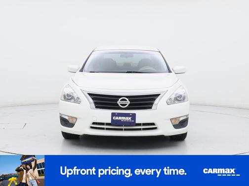 White 2015 Nissan Altima S