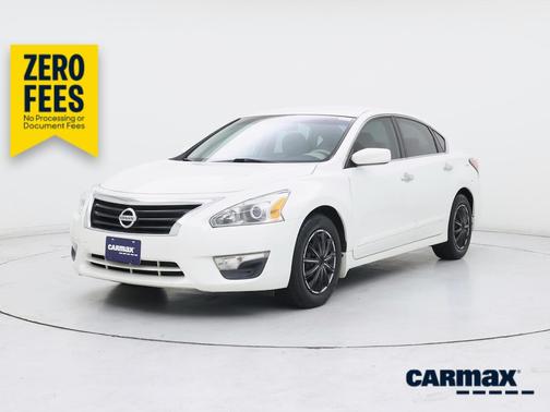 White 2015 Nissan Altima S