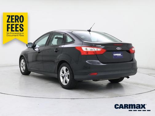 Black 2014 Ford Focus SE