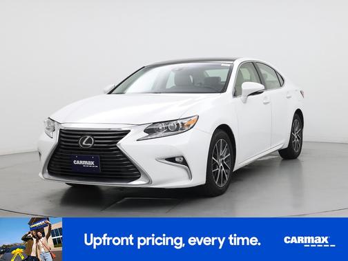 White 2017 Lexus ES 350