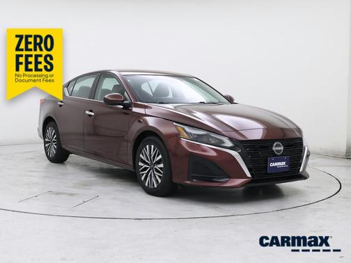 Red 2023 Nissan Altima SV