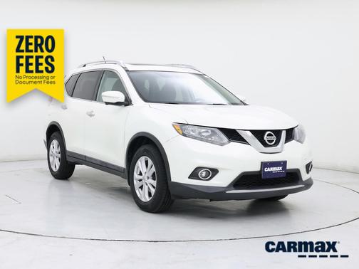White 2015 Nissan Rogue SV