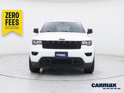 White 2019 Jeep Grand Cherokee Upland