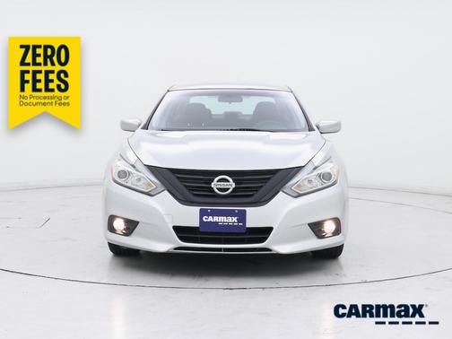 Silver 2017 Nissan Altima SV