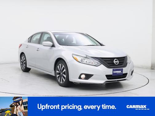 Silver 2017 Nissan Altima SV