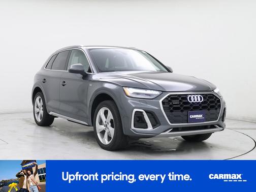 Gray 2023 Audi Q5 S-Line Prestige