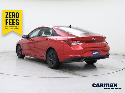 Red 2022 Hyundai ELANTRA SEL