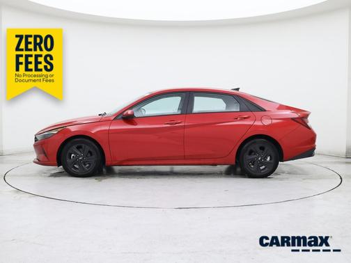 Red 2022 Hyundai ELANTRA SEL