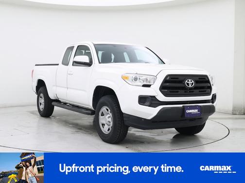 2017 Toyota Tacoma SR