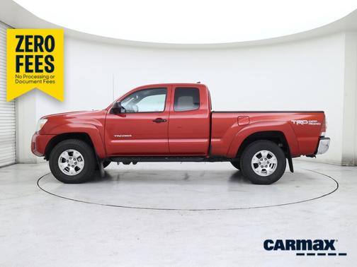 Red 2014 Toyota Tacoma