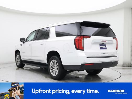 White 2023 GMC Yukon XL SLT