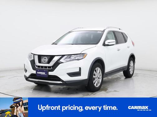 White 2017 Nissan Rogue SV