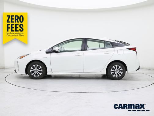 White 2020 Toyota Prius XLE