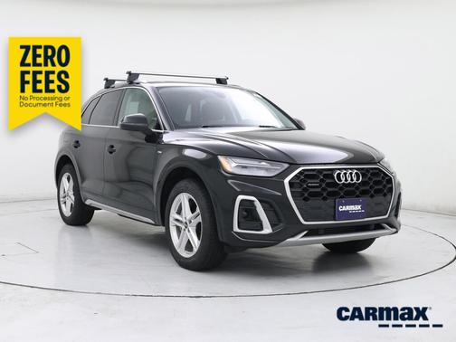 Black 2021 Audi Q5 e Premium