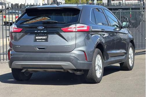 CARBONIZED GRAY 2022 Ford Edge SEL