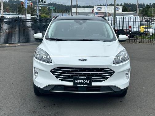 STAR WHITE METALLIC TRI-COA 2022 Ford Escape TITANIUM