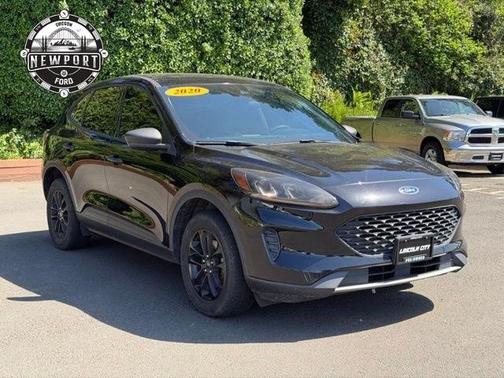 AGATE BLACK METALLIC 2020 Ford Escape S