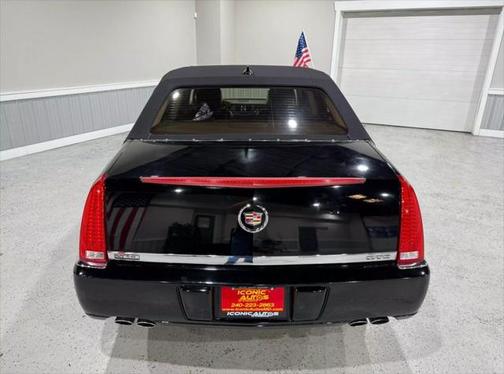 2010 Cadillac DTS Base