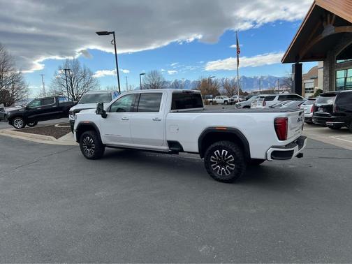 2024 GMC Sierra 3500 Denali
