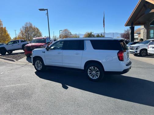 2021 GMC Yukon XL SLE
